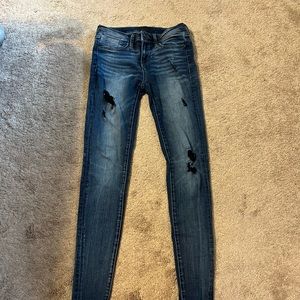 Women’s Buckle jeans, size 25.